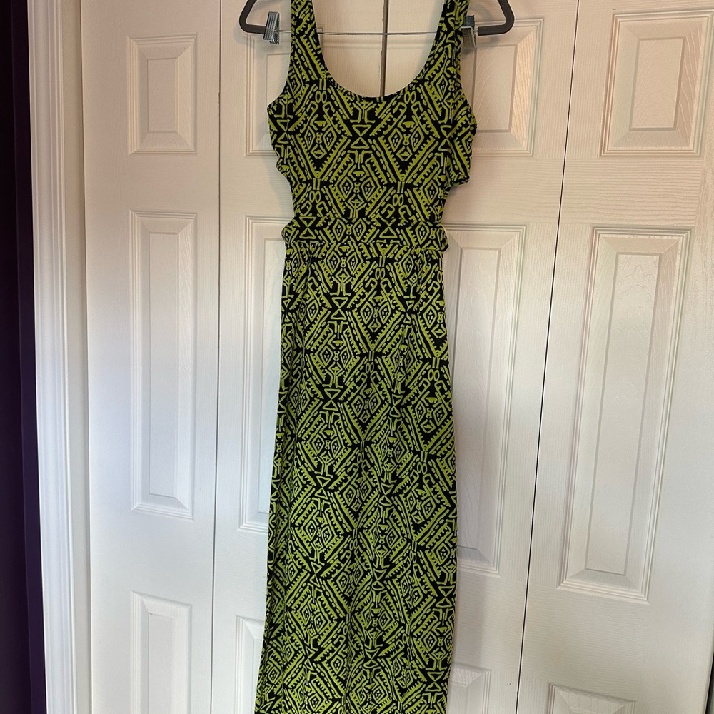 Feathers Green Black Geometric Maxi Dress